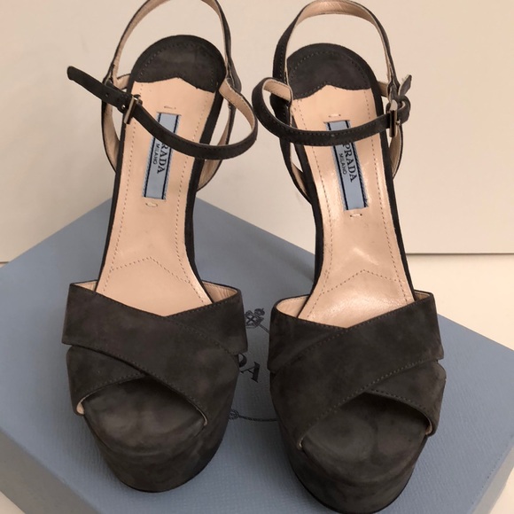 New Prada Suede platform Sandals - Picture 2 of 7